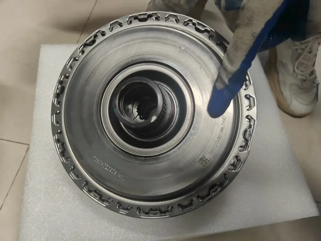 Disassemble 7DCT400 clutch